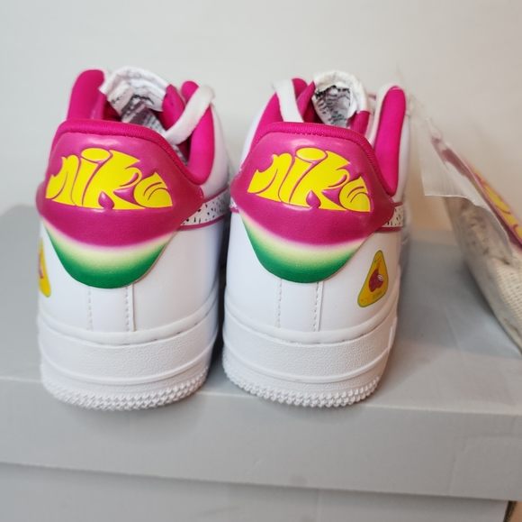 Nike Air Force 1 Low Dragon Fruit Size 6 New - Picture 3 of 16